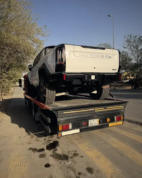 سطحة نقل GMC Hummer EV