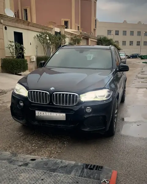 سطحة نقل BMW X5